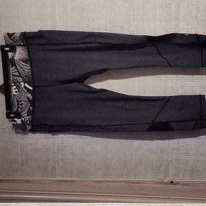 Lululemon Capris"
